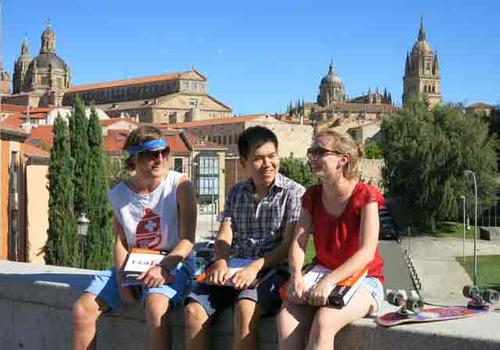 alcuni studenti della scuola