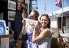 Studenti alla spiaggia di Brighton